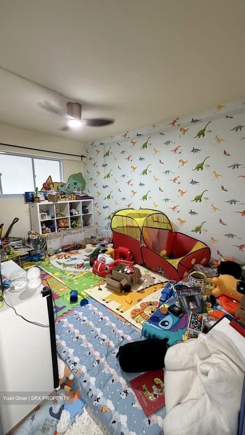 Blk 807 Tampines Polyview (Tampines), HDB 3 Rooms #571614641